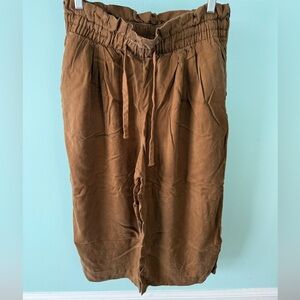 Time and Tru High Wasted Goucho Flowy Pants Size M